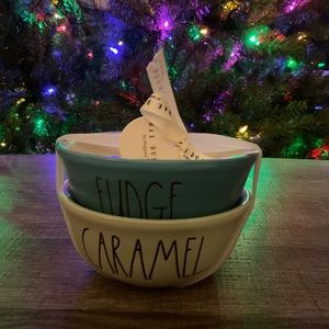Rae Dunn Fudge/caramel ice cream stackers Brand new 💚💙 LAST ONE LEFT!!!